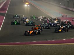 En la última carrera del año, en el Gran Premio de Abu Dhabi, se definirá al nuevo campeón. EFE/ A. HAIDER.