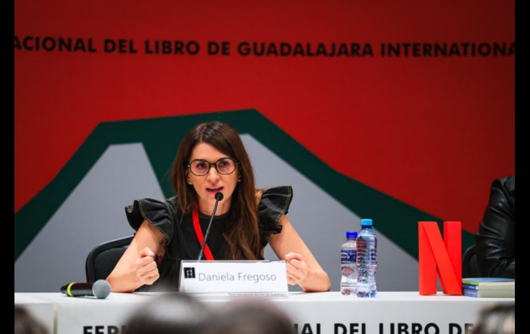 Sobre el escenario estaban Luis Estrada —director que ha construido una filmografía crítica y feroz sobre el país—, Alfonso Herrera, protagonista de 