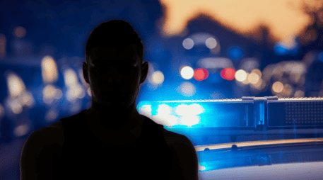 Un cateo en dos viviendas por parte de elementos de la Agencia de Investigación Criminal (AIC) del estado, con el apoyo del Ejército y la Guardia Nacional, derivó en la aprehensión de 