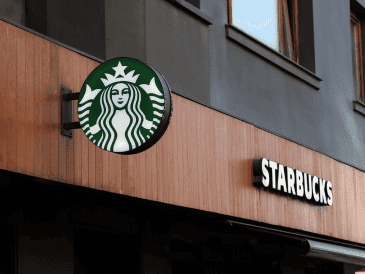 La cadena les reducía las horas laborales y les cambiaba los horarios a los empleados, sin previo aviso. PIXABAY