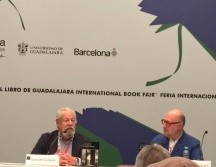 Con una voz disminuida pero con el corazón muy grande, fue como el escritor Gonzalo Celorio, ganador del Premio Cervantes 2025, inició la presentación de su libro 
