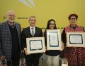 El reconocimiento fue recibido por Lía Castillo Meneses, Sayri Karp Mitastein y Juan Felipe Córdoba-Restrepo. EL INFORMADOR/ H. Navarro
