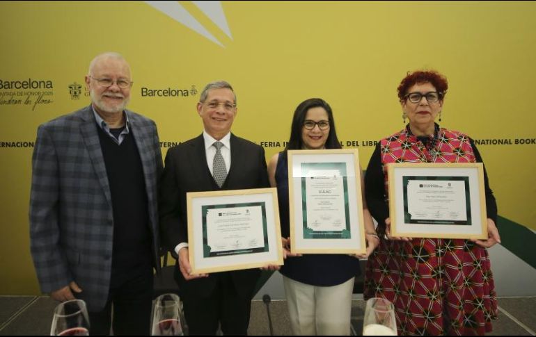 El reconocimiento fue recibido por Lía Castillo Meneses, Sayri Karp Mitastein y Juan Felipe Córdoba-Restrepo. EL INFORMADOR/ H. Navarro