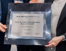 La distinción subraya el papel que la feria ha desempeñado desde 1987 como un espacio donde convergen lectura, creación y libre circulación de ideas. CORTESÍA/ FIL Guadalajara