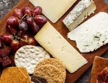 Tanto el queso de cabra como el de vaca tienen variedad de beneficios. UNSPLASH / E. HOWELL