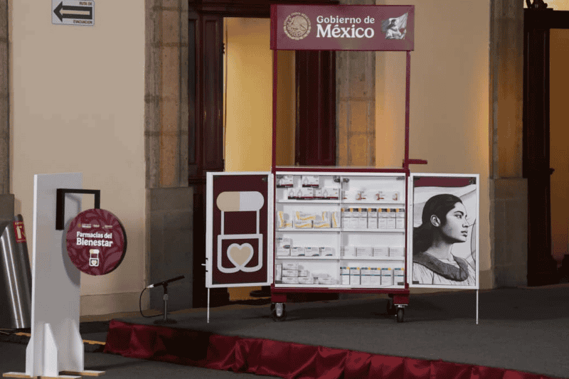 La Presidenta anunció el arranque de las Farmacias del Bienestar, en las cuales beneficiarios del programa Salud Casa por Casa podrán recoger los medicamentos que les sean recetados. SUN/C. Mejía