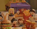 Los personajes llegan con detalles icónicos de la serie, convirtiendo la nueva colección en un homenaje nostálgico para los seguidores de Friends. INSTAGRAM/@mcdonaldsmx/ESPECIAL