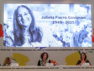 El homenaje en la FIL recordó a Julieta Fierro con emotivas intervenciones de Julia Tagüeña, Sara Poot Herrera y María Emilia Beyer. EL INFORMADOR/ A. NAVARRO.