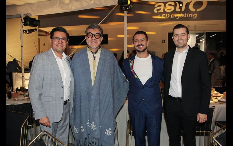 Cesar Soto, Ricardo Noriega, Yamio Slim y Carlos Ousset. GENTE BIEN JALISCO / Revista del 5 de diciembre 2025