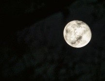 Diciembre recibirá un fenómeno lunar notable que concluirá una secuencia de superlunas que han capturado la atención en meses pasados. CANVA