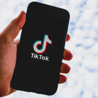 TikTok, la principal herramienta de grupos criminales para reclutar menores en Colombia