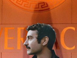 Vitale presentó una sola colección como director creativo de Versace: la de primavera/verano 2026, mostrada en la Semana de la Moda de Milán en septiembre. AP / ARCHIVO