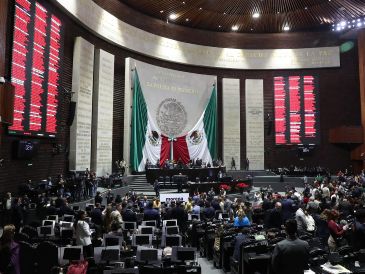 Del total de reservas, se aprobó un paquete de 18 que propusieron las bancadas de Morena, PT y PVEM, las cuales generaron confrontación con las bancadas opositoras. EFE/Cámara de Diputados