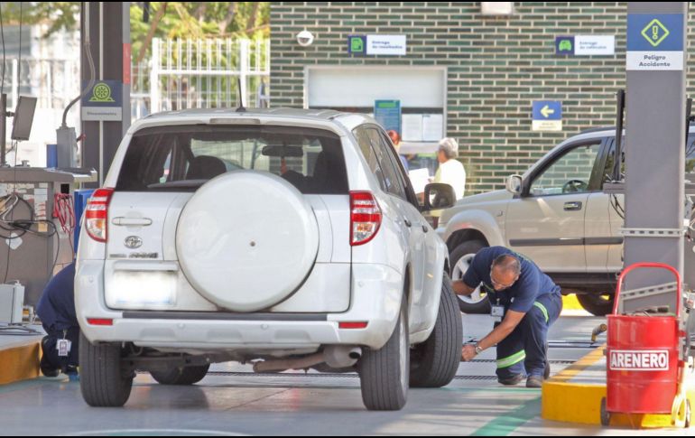 La propuesta del Edomex busca reducir costos de verificación en 2026 para apoyar a los conductores. EL INFORMADOR/ARCHIVO