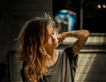 El dolor de espalda puede ser una de los padecimientos más dolorosos que algunas personas pueden llegar a tener. UNSPLASH / K. CONSTANCE