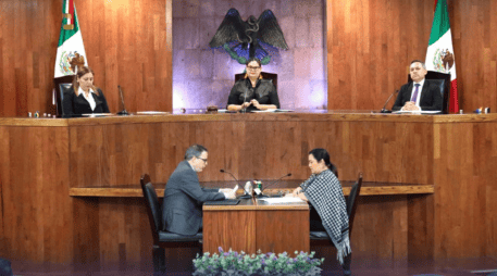 La Sala Regional determinó que no hubo vulneración de derechos para la población que no es indígena debido a que también se utilizó un mecanismo de voto que no era a mano alzada. ESPECIAL