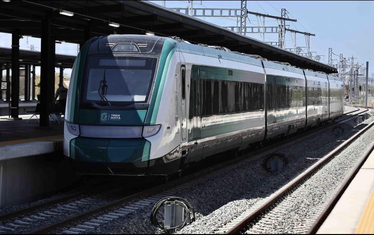 El tren del Tren Maya circula por el sureste del país. SUN
