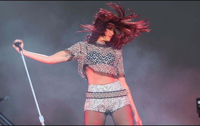 Estos son las y los artistas que Dua Lipa rindió homenaje en sus conciertos en México. EFE / ARCHIVO