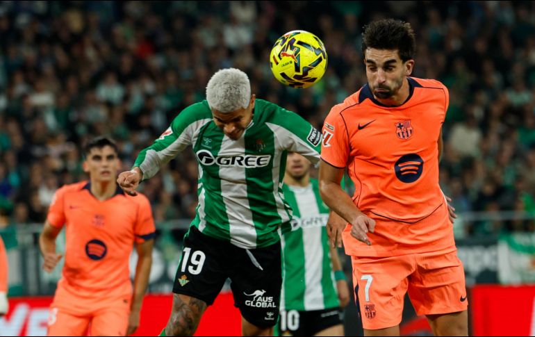 Ferrán Torres. El delantero español marcó tres goles en la primera mitad del encuentro para la victoria de los blaugranas. EFE/J. Muñoz