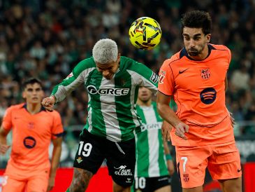 Ferrán Torres. El delantero español marcó tres goles en la primera mitad del encuentro para la victoria de los blaugranas. EFE/J. Muñoz
