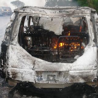 Se eleva a cinco el número de muertos por explosión de coche en Coahuayana