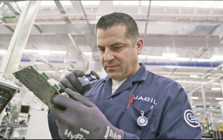 La manufactura tecnológica impulsa la competitividad de Jalisco, fortaleciendo la atracción de inversión extranjera y la generación de empleos especializados. ESPECIAL