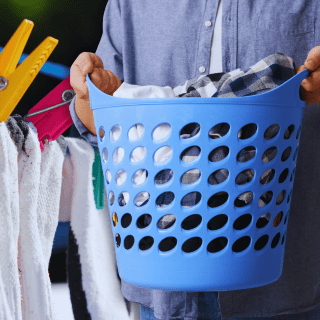 La forma correcta de secar tu ropa para que no huela mal