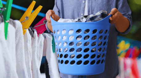 Al final, lavar ropa deportiva para que no huela mal no es cuestión de comprar productos milagro, sino de ajustar unos cuantos hábitos. ESPECIAL / CANVA