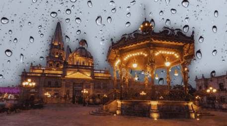 La posibilidad de que la lluvia se presente en Guadalajara el martes 9 de diciembre es mayor a las 05:00 de la tarde. ESPECIAL / CANVA