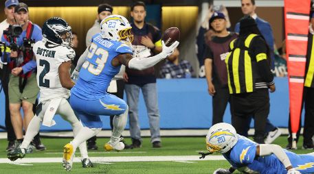 Tony Jefferson hizo la jugada defensiva que selló el triunfo angelino. AP/K. Djansezian