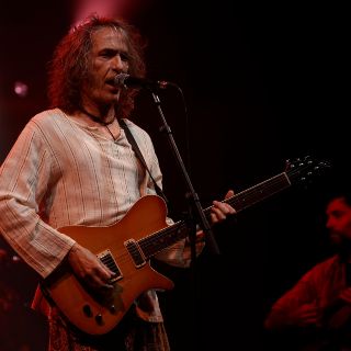 Muere Robe Iniesta, líder de Extremoduro, a los 63 años