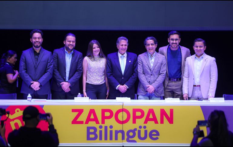 El costo de este programa de nueve niveles ronda los 35 mil pesos, sin embargo, gracias a estas becas, destacó el alcalde Juan José Frangie, las y los graduados podrán acceder a puestos de trabajo con un sueldo superior hasta en un 50 por ciento al promedio. EL INFORMADOR/ A. Navarro