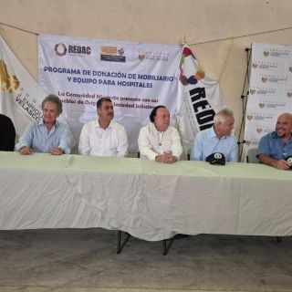 Solidaridad sin fronteras: Paisanos en California donan equipo médico a personas con discapacidad