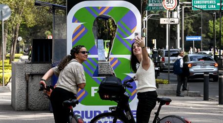 Los aficionados tienen ahora la ventaja de saber sedes y horarios de los partidos de su interés. AFP/Y. Cortez