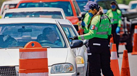 Este año se han retenido a tres mil 661 conductores por combinar el alcohol y el volante, un promedio de 10.7 diarios. Es la cifra más baja. EL INFORMADOR/Archivo