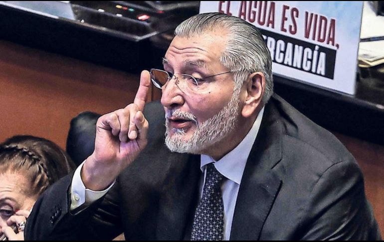 Adán Augusto López dijo que gusta de regalar libros en las fiestas de fin de año. SUN