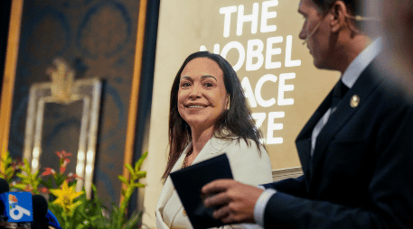 Los detalles del viaje a Oslo se mantuvieron tan en secreto que ni siquiera el Instituto Nobel sabía dónde se encontraba Corina Machado. EFE / H. Junge