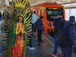 La estación Basílica de la línea 6 permanecerá abierta este 11 y 12 de diciembre para facilitar la movilidad de peregrinos. SUN /  ARCHIVO