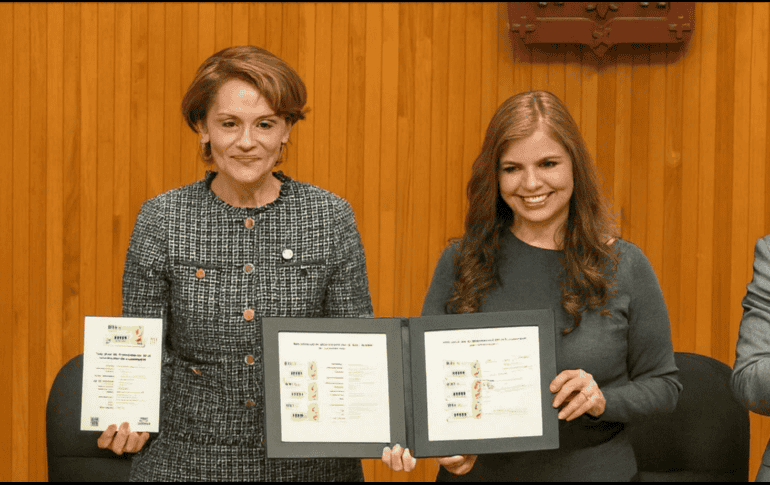 Karla Planter Pérez coincidió en que, con este acto, la historia de la UdeG se entrelaza con una de las expresiones más nobles de la comunicación humana. ESPECIAL / UdeG