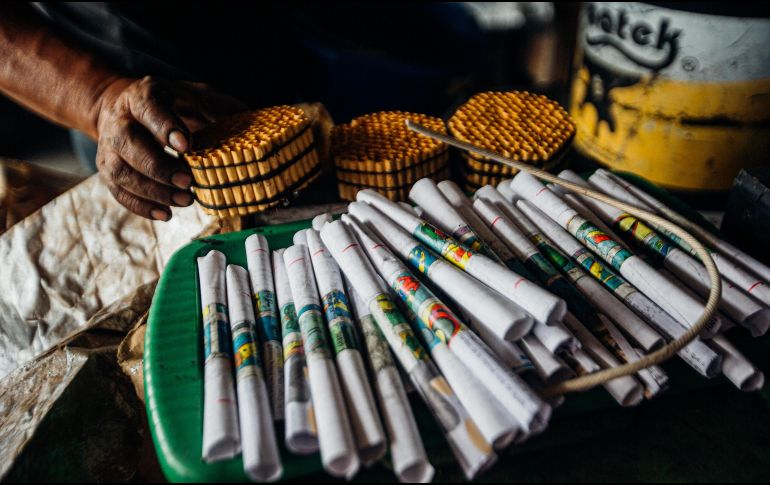 El mal uso de la pirotécnica puede provocar accidentes y lastimar, no sólo a las personas que se encuentren cerca, también a quien la manipula. EL INFORMADOR/ARCHIVO