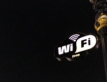 Si estás en una red pública, evita manejar datos bancarios o información delicada. Unsplash