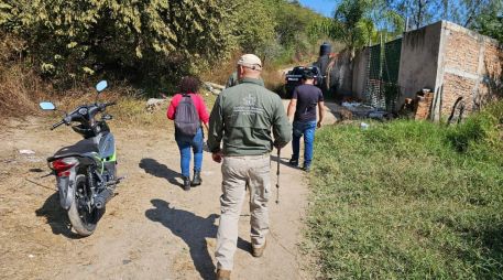 En el lugar se encontró el cuerpo de un hombre junto con objetos personales. CORTESÍA