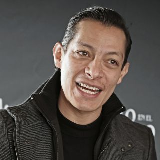 Un ataúd y un país roto: la fe herida de “El diablo en el camino”