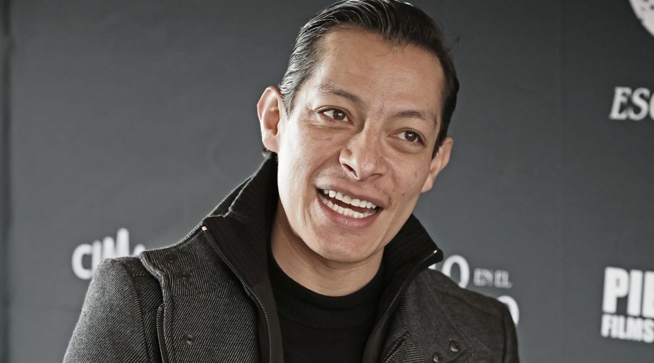 El actor Luis Alberti encarna a “Juan”, cuya búsqueda espiritual guía la historia de “El diablo en el camino”. EFE