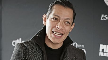 El actor Luis Alberti encarna a “Juan”, cuya búsqueda espiritual guía la historia de “El diablo en el camino”. EFE