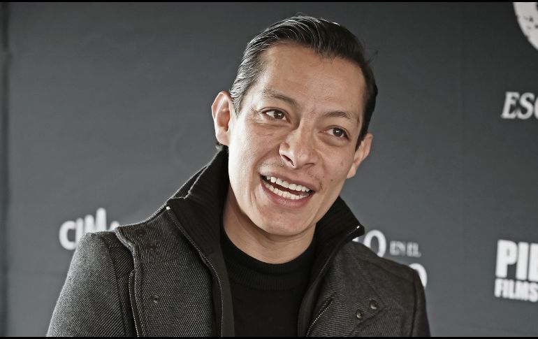 El actor Luis Alberti encarna a “Juan”, cuya búsqueda espiritual guía la historia de “El diablo en el camino”. EFE