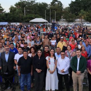 En Tlaquepaque, 645 familias reciben títulos de propiedad