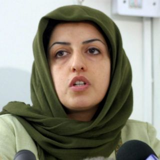 Irán arresta a la Nobel de la Paz Narges Mohammadi