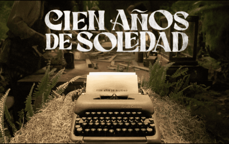 Mientras la familia sigue su curso, José Arcadio Segundo cumplirá uno de los anhelos del patriarca al conectar a Macondo con el mundo exterior mediante la llegada del tren.  ESPECIAL/NETFLIX