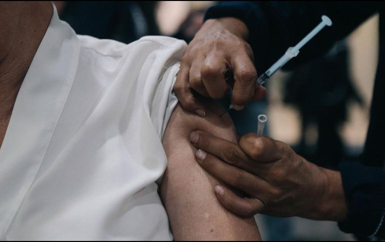 La Secretaría de Salud exhortó a la población a aplicarse las vacunas correspondientes a la temporada invernal. EL INFORMADOR/ARCHIVO